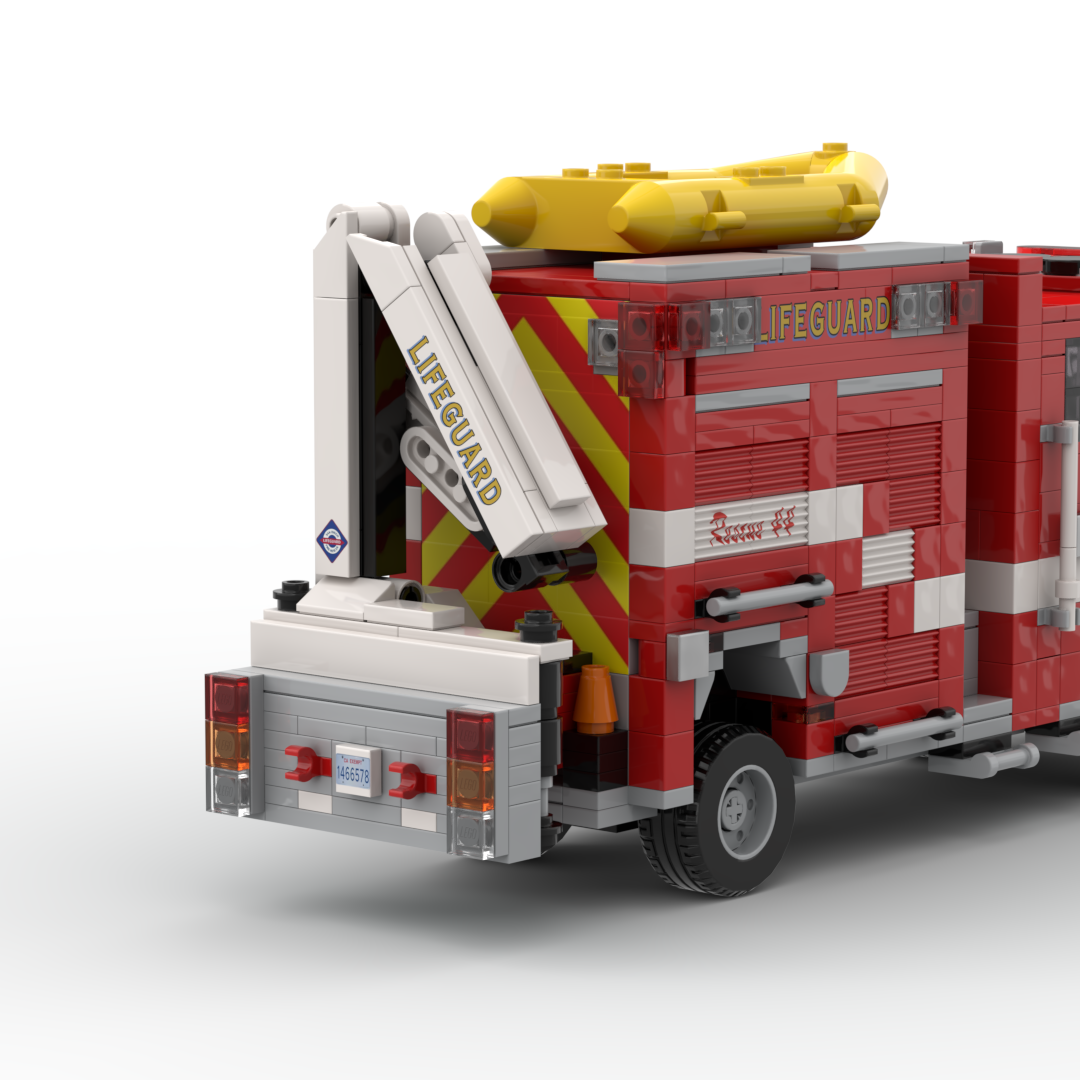 San Diego F&R Lifeguard Rescue 44 | 2015 Pierce Saber Heavy Rescue brick model, view 5